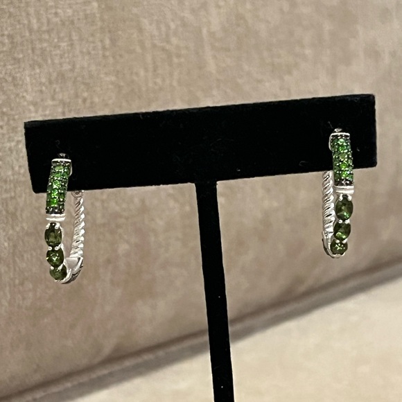 Judith Ripka Sterling Silver Green Chrome Diopside Hoop Pierced Earrings NEW! - Picture 2 of 13